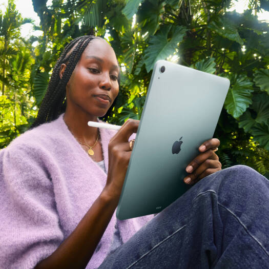 Apple iPad Air Tablet, 11" Liquid Retina Display, M3 Chip, 9-Core GPU, 16-Core Neural Engine, 8GB RAM, 128GB Storage, Wi-Fi Only, Starlight | MC9Y4LL/A
