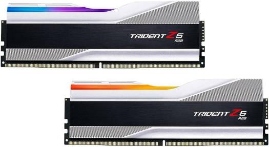 ذاكرة سطح المكتب G.Skill Trident Z5 RGB 32 جيجابايت (16 جيجابايت × 2) DDR5 مزدوجة القناة، سرعة الذاكرة 6600 ميجاهرتز، زمن الاستجابة CL34 CAS، Intel XMP 3.0، 1.40 فولت، 288 دبوس، فضي| F5-6600J3440G16GX